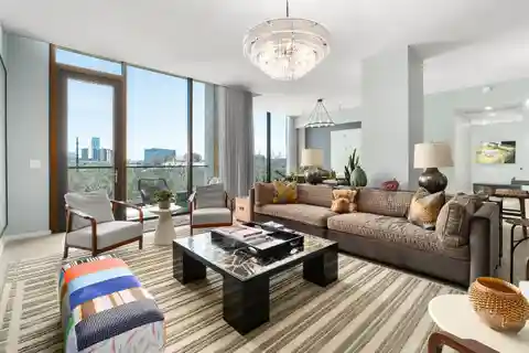 Luxury Penthouse in the Loren