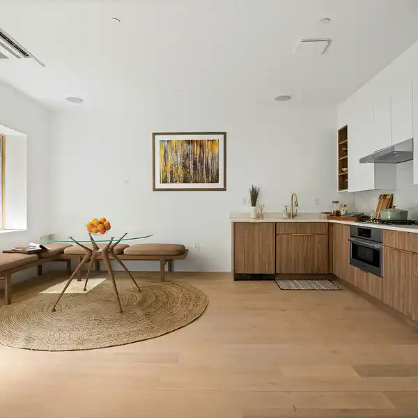 EXPANSIVE DUPLEX CONDO