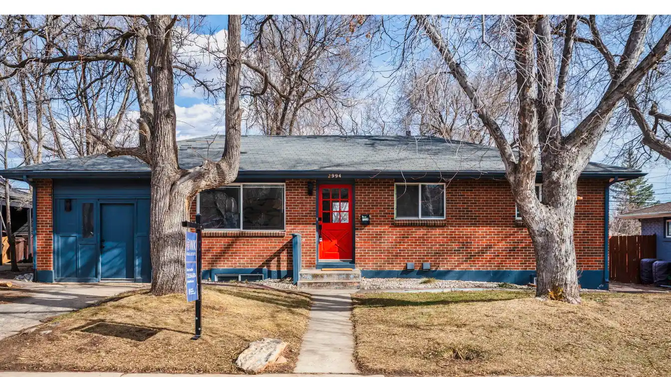 Nicely Updated Classic Mid-century Ranch
