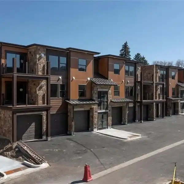 RIVERFRONT UNIT WITH PTARMIGAN MOUNTAIN VIEWS