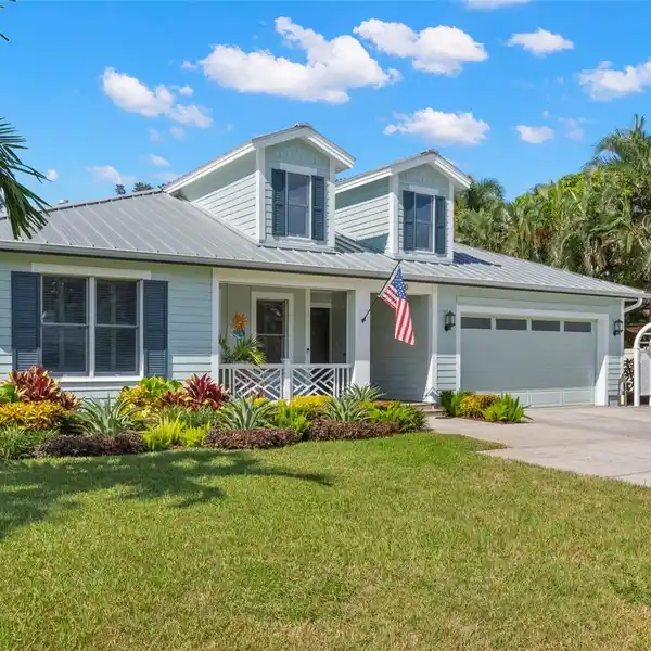 FULLY RENOVATED HOME IN EXCLUSIVE SNELL ISLE