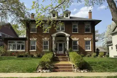 Historic Georgian-style Gem in Downtown Libertyville’s Coveted Heritage Area
