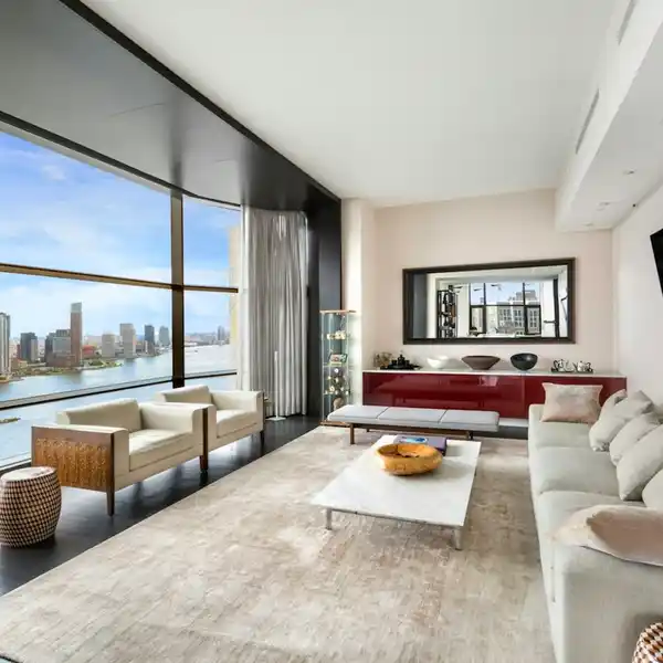 LUXURY CUSTOM DESIGNED CONDO WITH SWEEPING VIEWS