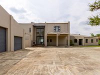 SIX BEDROOM HOME FOR SALE IN STONEHAVEN ESTATE