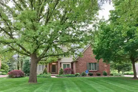 Stately Custom Home in Stonebridge