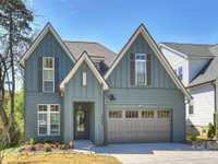EXCEPTIONAL OPEN-PLAN HOME