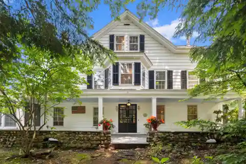 Enchanting Circa 1830 Colonial Home