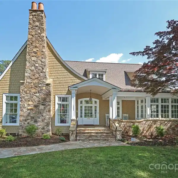 HISTORIC CHARM AND MODERN COMFORT IN THE HEART OF DILWORTH