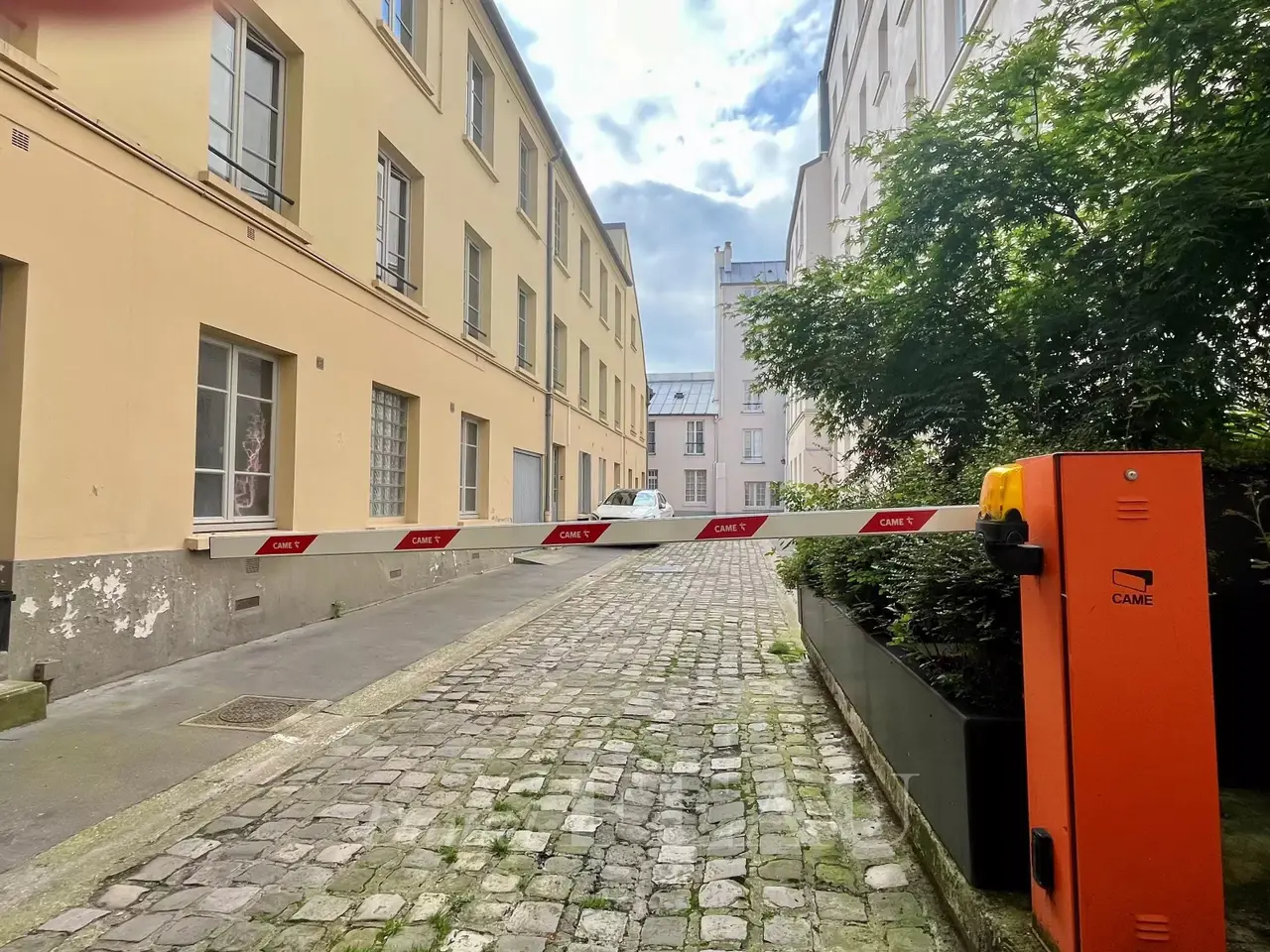 Small Image