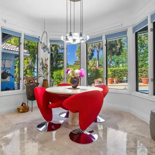 EXPANSIVE ONE-STORY HOME ON A CUL-DE-SAC