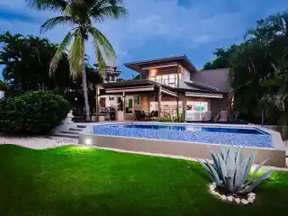 Casa Amani: Investment in Paradise, Ocean-View Home with Lucrative Guest Houses!