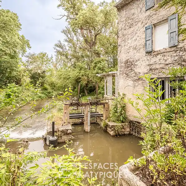 CHARMING 17TH-CENTURY PROPERTY