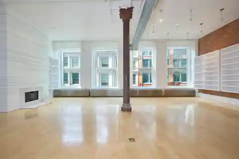 Quintessential Soho Industrial Loft