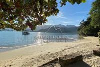 SECLUDED PARATY GETAWAY WITH PRIVATE BEACH