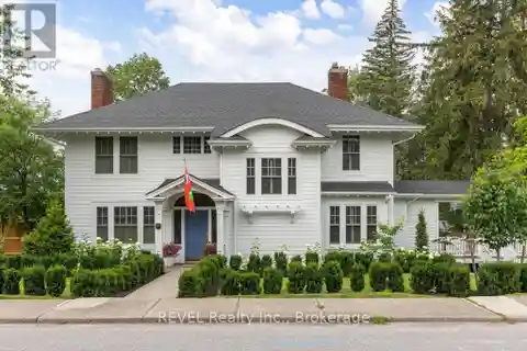 Niagara Dream Home with Carriage House Retreat