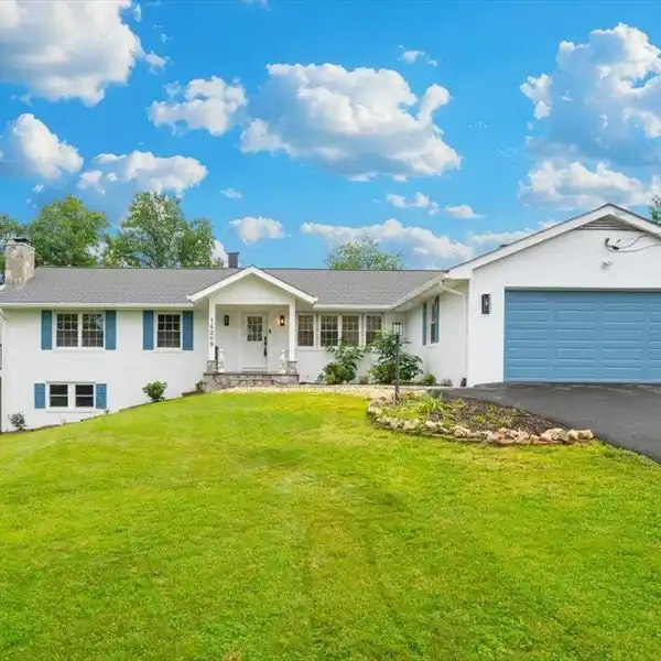 SPACIOUS LUXURY LIVING ON OVER ONE ACRE