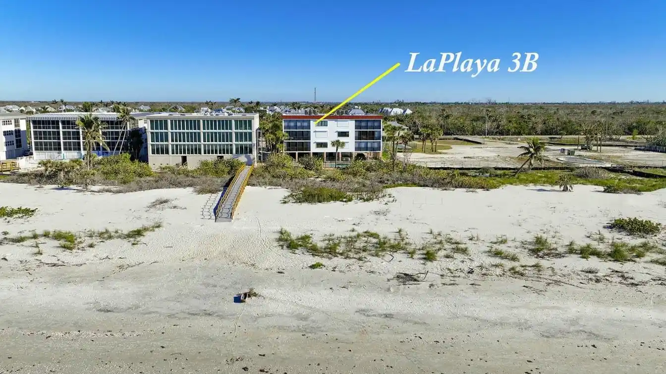 Top-floor Gulf-facing Condo in La Playa