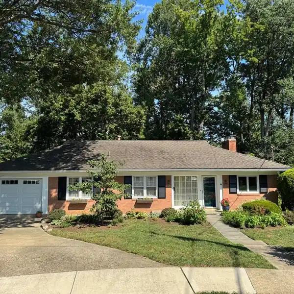 DELIGHTFUL RANCH-STYLE HOME