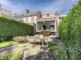 Beautiful Completely Renovated Mansion