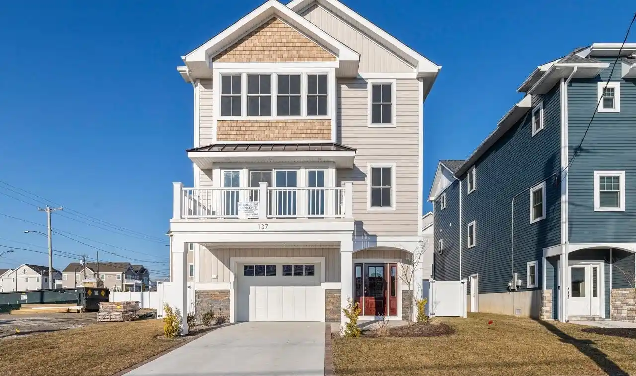 New Custom Built Luxury Beach Home