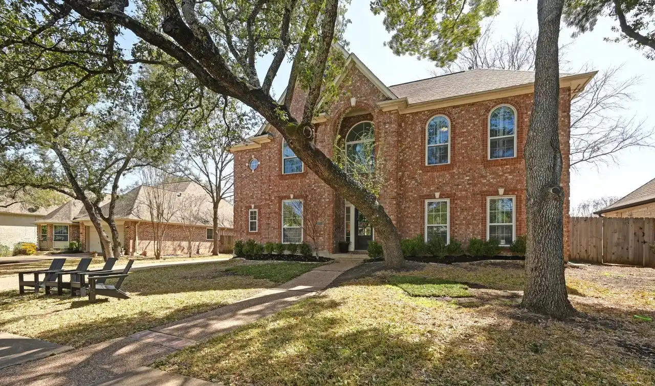 Incredible Home with a Versatile Plan