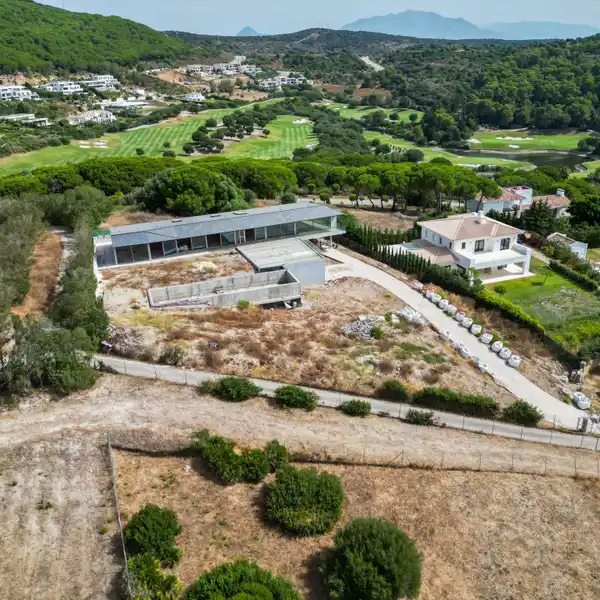 A BLANK CANVAS IN THE EXCLUSIVE LA RESERVA DE SOTOGRANDE