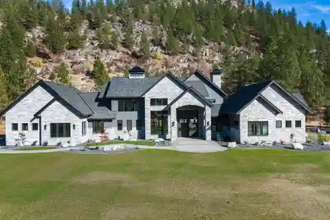 Modern Masterpiece on 20 Acres