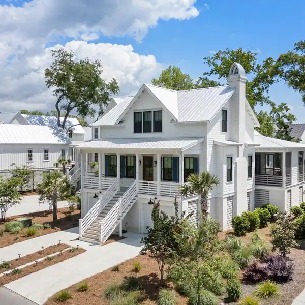 ELEVATED KIAWAH RIVER HOME