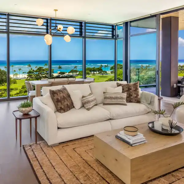 PREMIER TURNKEY HOME IN PARK LANE