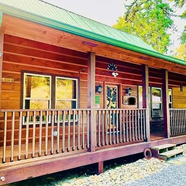 CHARMING CABIN WITH BREATHTAKING MOUNTAIN VIEWS