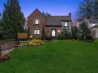 Exceptional Tudor in Strathmore