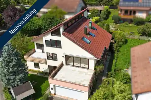 Spacious Home with Separate Apartment