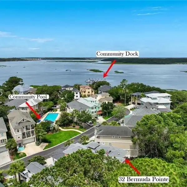 CUSTOM HOME IN BERMUDA POINTE