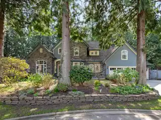 Completely Renovated Luxury Elgin Estate Home