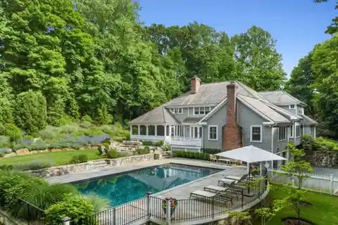 Nantucket-Shingle Coastal-Chic Style Home