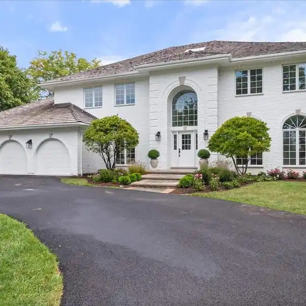 HIGH RIDGE MASTERPIECE WITH PRIVATE PICKLEBALL COURT