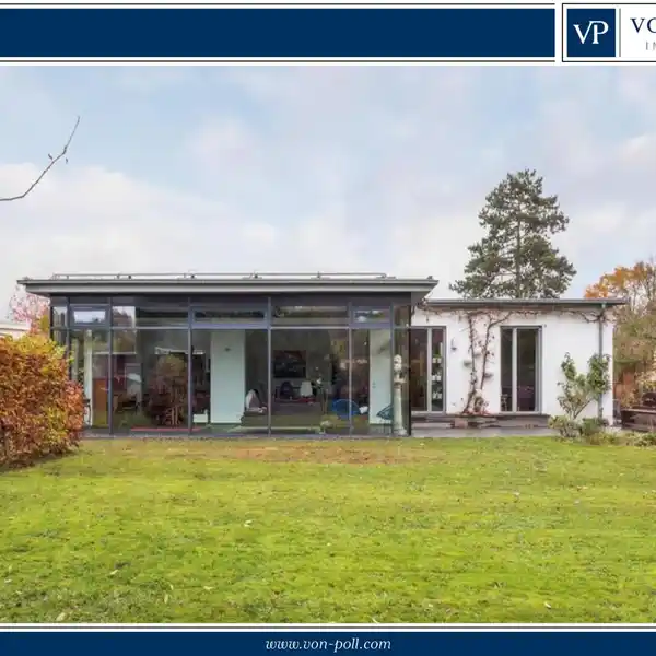 PLUS-ENERGY BUNGALOW WITH LARGE SOUTH-FACING GARDEN IN ZEHLENDORF
