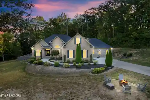 Hardin Valley Gorgeous Home on 7.81 Acres