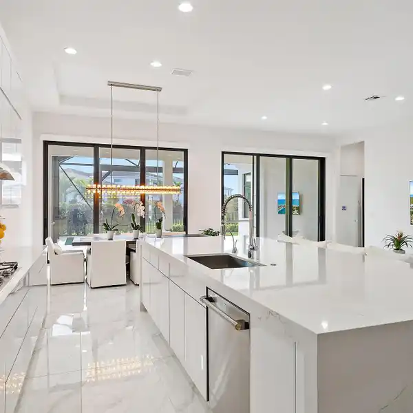 SINGLE-LEVEL STUNNER WITH LUXE POOLSIDE LIVING