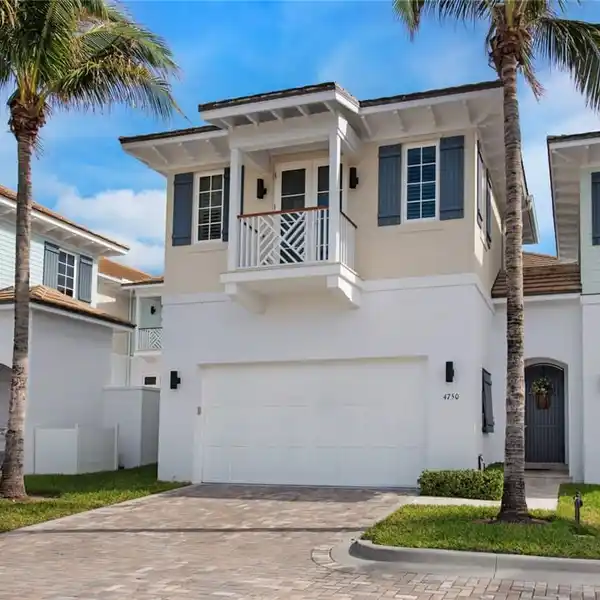 OCEANFRONT TOWNHOME OFFERING LUXURY AND CHARM