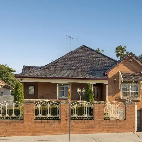 EXCEPTIONAL OPPORTUNITY IN A CENTRAL LOCATION