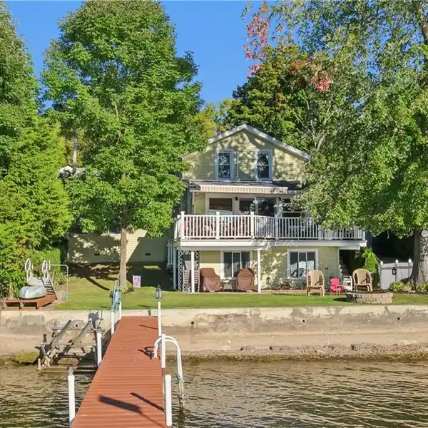 PRIME LOCATION ON BEAUTIFUL CONESUS LAKE