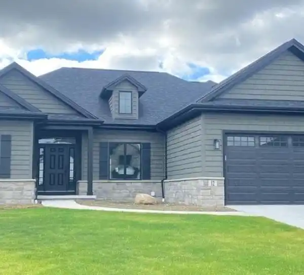 MAGNIFICENT CUSTOM BUILT RANCH WITH OPEN CONCEPT