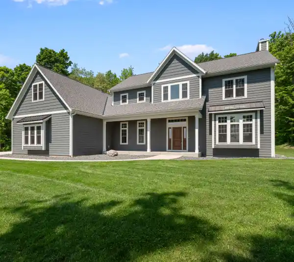 REMARKABLE MODERN FARMHOUSE