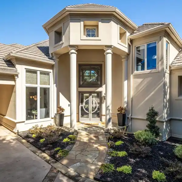 EXQUISITE TRANSITIONAL CONTEMPORARY IN EXCLUSIVE HAMPDEN WOODS