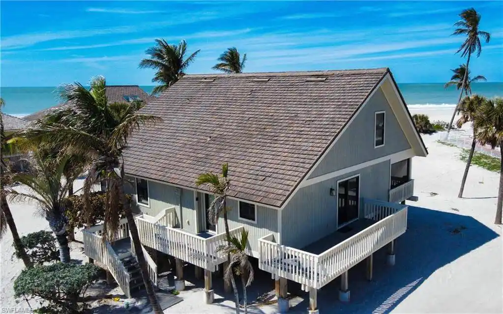 Timeless Design Meets Beachfront Serenity