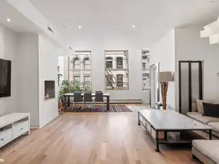 Stylish Renovated Loft