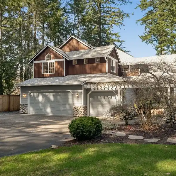COVINGTON CREEK CUSTOM HOME