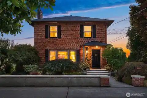 One-Of-A-Kind 1924 Magnolia Colonial