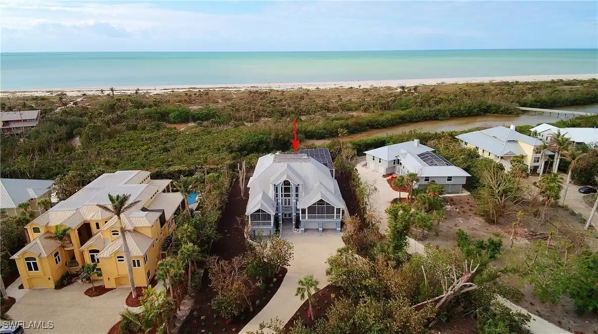 Magnificent and Spacious Home with Lagoon Views